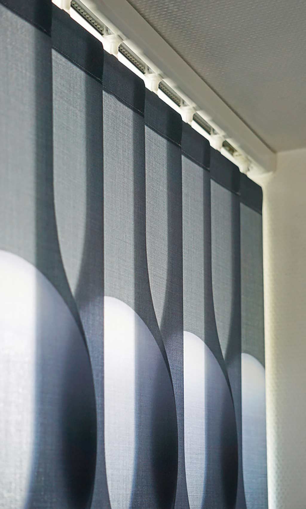 Domestic shaped vertical blinds